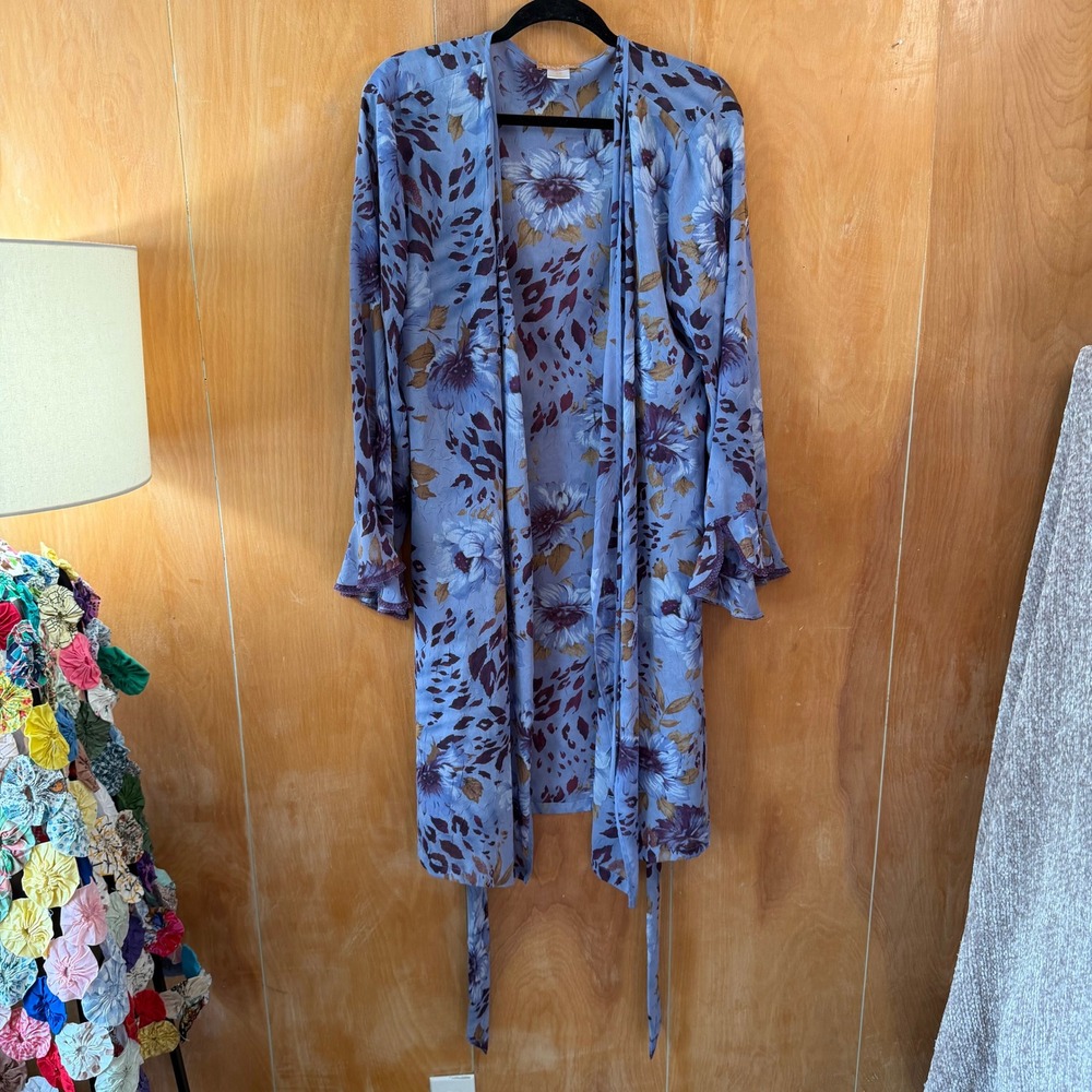 Sensara‎ Lavender Floral Robe 1X Sheer Long Duster Kimono with Ruffle Cuffs